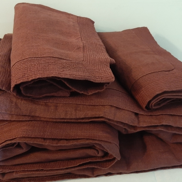 *Hotel Embroidered king Linen duvet cover & 2 Standard shams WINE MSRP $6… - Picture 8 of 16